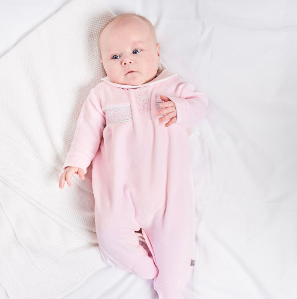 SITTING BUNNY VELOUR ONESIE